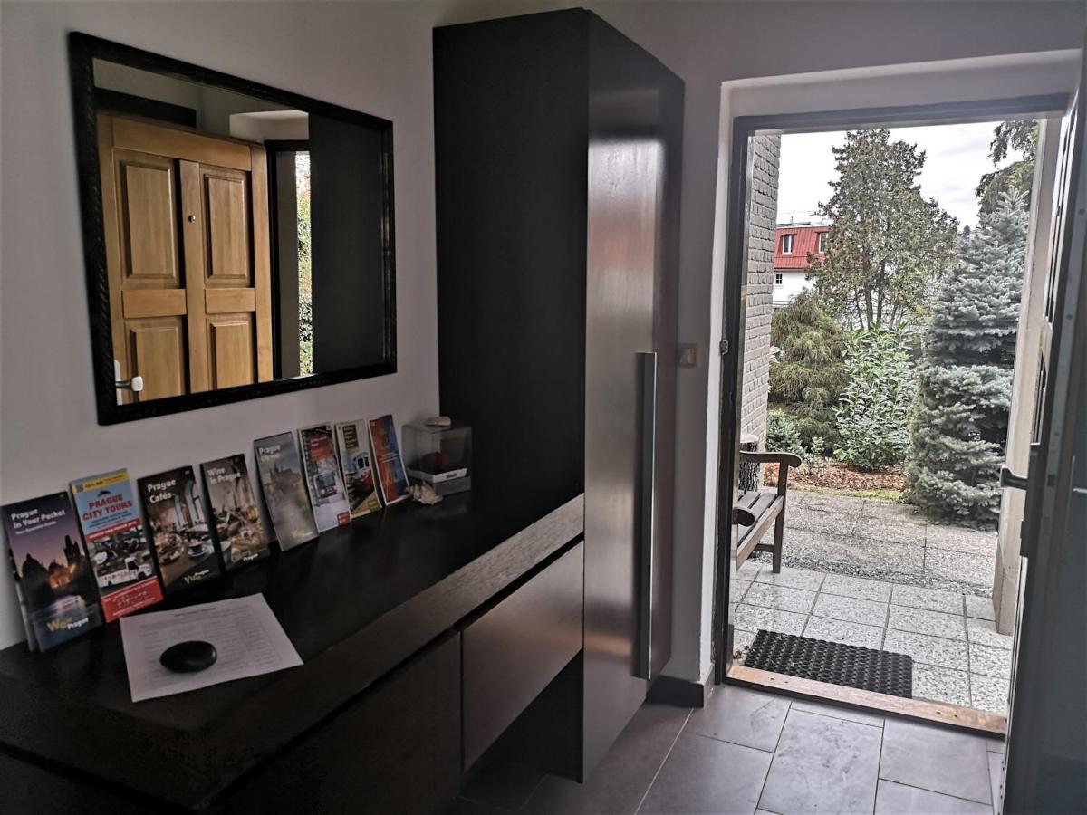 Hanspaulka Garden Apartment Prague